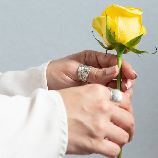 textured secret message thumb ring
