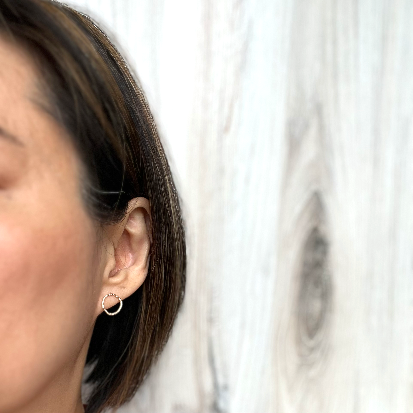 Handcrafted circle earrings in 14k gold filled