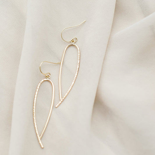 Oval Dangle Earrings in 14k Gold Filled - RIPPLE