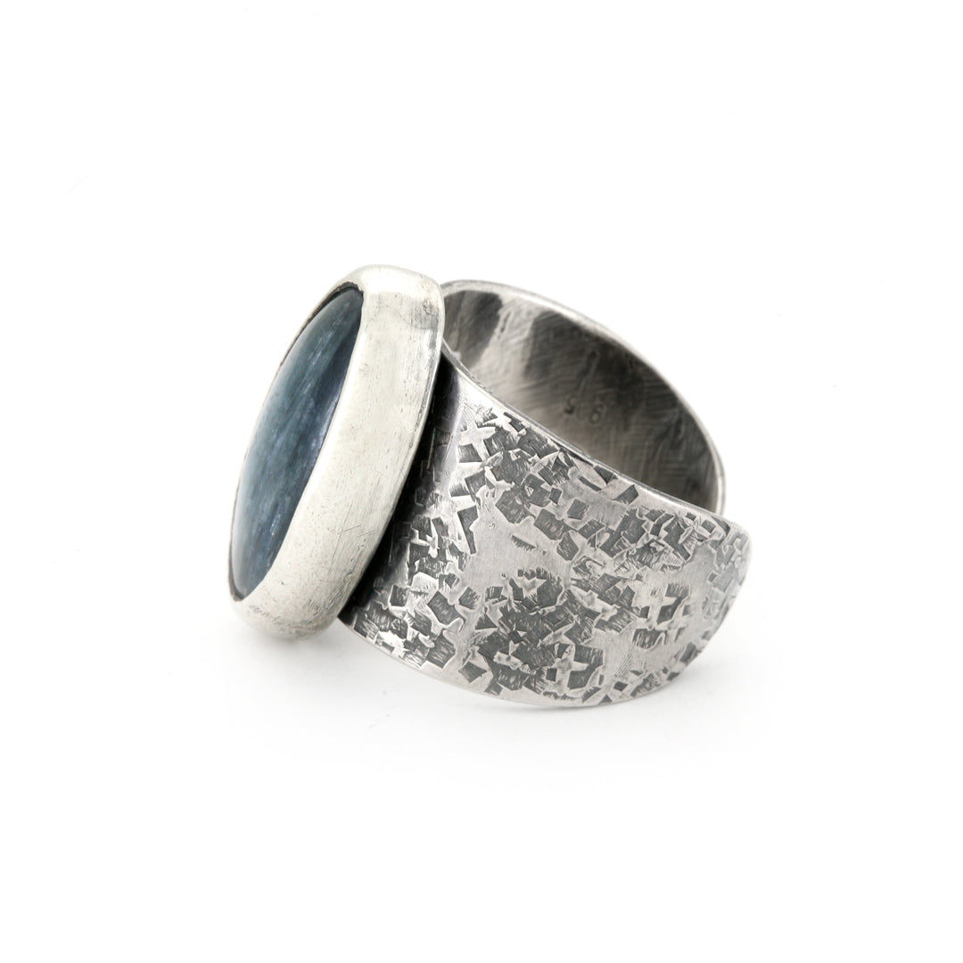 Textured silver kyanite cocktail ring