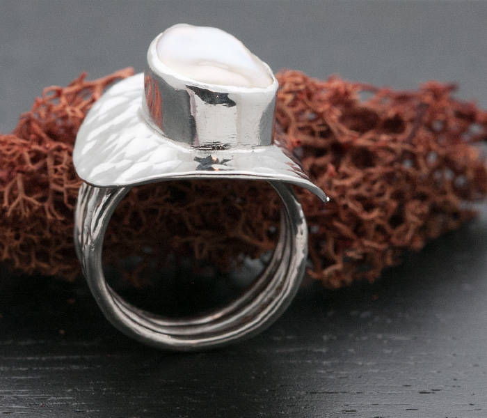 Silver Freeform Pearl Ring Size 6