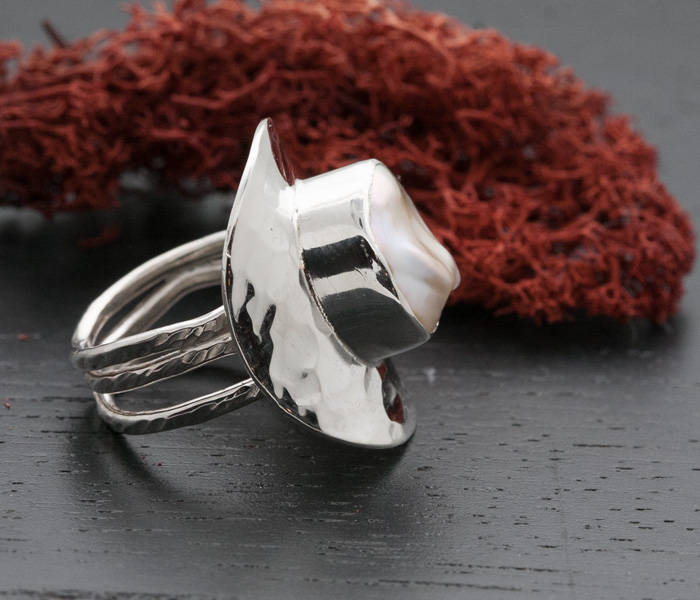 Silver Freeform Pearl Ring Size 6