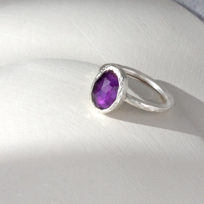 Freeform amethyst silver ring